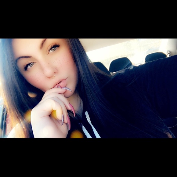 Meet your Posher, Lexy - Picture 8 of 8